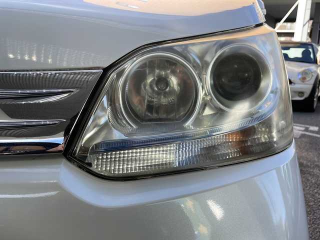 ダイハツ ムーヴ カスタム X 大阪府 2011(平23)年 10.2万km パールホワイトⅢ 純正ナビ/フルセグテレビ/バックカメラ/DVD再生有り/純正アルミホイール/純正フロアマット/プッシュスタート/ETC/ABS/ドアバイザー