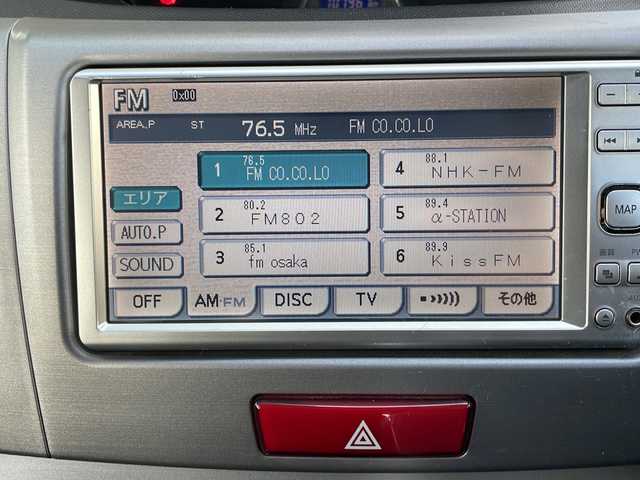 ダイハツ ムーヴ カスタム X 大阪府 2011(平23)年 10.2万km パールホワイトⅢ 純正ナビ/フルセグテレビ/バックカメラ/DVD再生有り/純正アルミホイール/純正フロアマット/プッシュスタート/ETC/ABS/ドアバイザー