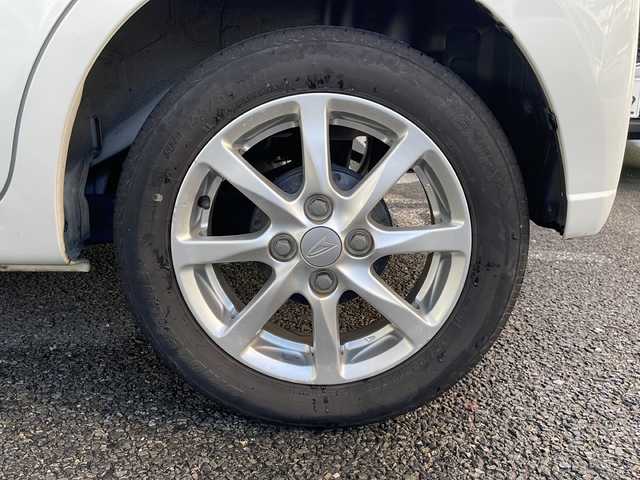 ダイハツ ムーヴ カスタム X 大阪府 2011(平23)年 10.2万km パールホワイトⅢ 純正ナビ/フルセグテレビ/バックカメラ/DVD再生有り/純正アルミホイール/純正フロアマット/プッシュスタート/ETC/ABS/ドアバイザー