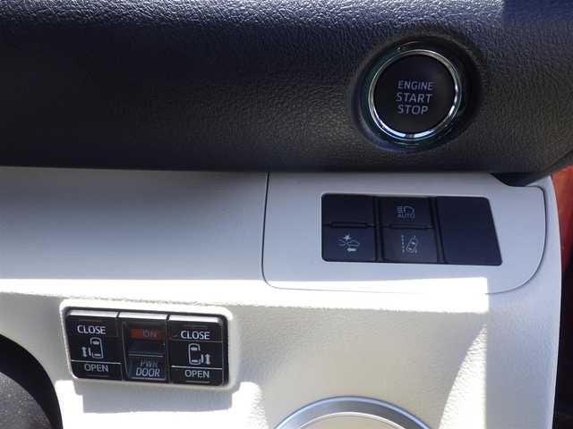 トヨタ シエンタ G 千葉県 2017(平29)年 3.3万km レッドマイカM Toyota Safety Sense/・プリクラッシュセーフティ/・レーンディパーチャーアラート/・オートハイビーム/アイドリングストップ/両側パワースライドドア/純正SDナビ/ワンセグTV/【CD再生機能　Bluetooth接続】/バックカメラ/ドライブレコーダー/ETC/LEDヘッドライト/フォグライト/ウインカーミラー/社外16インチアルミホイル/スマートキー