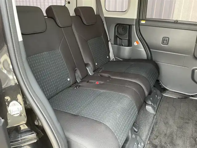 トヨタ ルーミー カスタムG－T 福岡県 2024(令6)年 0.8万km ブラックマイカメタリック モデリスタエアロ/スマートアシスト搭載/レーンキープアシスト/純正9インチディスプレイオーディオ/（BT/USB/FM/AM/AppleCarplay/AndroidAuto）/全周囲カメラ/ビルトインETC２．０/ステアリングスイッチ/ドライブレコーダー前後/社外デジタルインナーミラー/両側パワースライドドア/電動パーキングブレーキ/コーナーセンサー前後/純正フロアマット/純正アルミホイール/LEDライト/プッシュスタート/スマートキー/取扱説明書