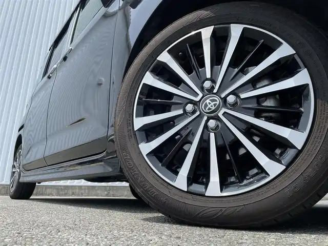 トヨタ ルーミー カスタムG－T 福岡県 2024(令6)年 0.8万km ブラックマイカメタリック モデリスタエアロ/スマートアシスト搭載/レーンキープアシスト/純正9インチディスプレイオーディオ/（BT/USB/FM/AM/AppleCarplay/AndroidAuto）/全周囲カメラ/ビルトインETC２．０/ステアリングスイッチ/ドライブレコーダー前後/社外デジタルインナーミラー/両側パワースライドドア/電動パーキングブレーキ/コーナーセンサー前後/純正フロアマット/純正アルミホイール/LEDライト/プッシュスタート/スマートキー/取扱説明書