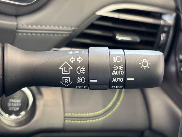 スバル アウトバック X－ブレイクEX 埼玉県 2023(令5)年 1.2万km 緑 アイサイト /純正メモリナビ/　　BT/フルセグ /バックカメラ /パワーバックドア /レーダークルーズコントロール/LEDオートライト /革シート /シートヒーター /メモリシート /ステアリングヒーター /パドルシフト /純正ETC