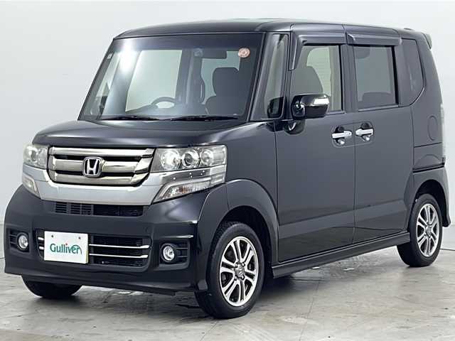 ホンダ Ｎ ＢＯＸ カスタム G Lパッケージ 道央・札幌 2015(平27)年 6.3万km スマートブラック ・4WD/・社外ナビ&DVD&CD&SD&BT&フルセグ/・左側パワースライドドア/・ETC/・社外前方ドライブレコーダー/・前席シートヒーター/・ドアミラーヒーター/・ステアリングスイッチ/・横滑り防止/・プッシュスタート/・HIDヘッドライト/・オートライト/・社外AW冬タイヤ積込