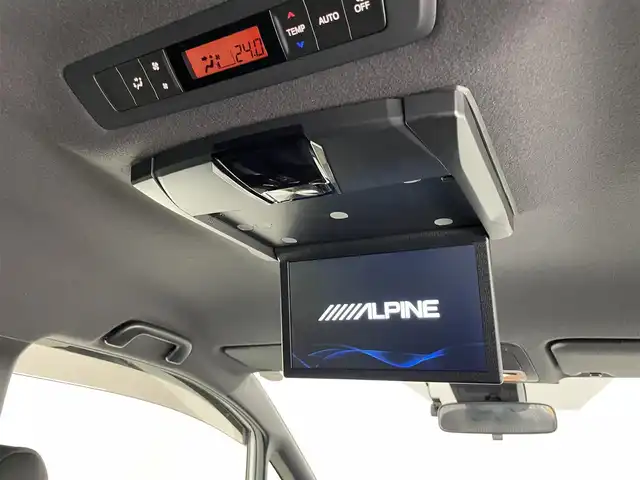 トヨタ ヴォクシー ZS 煌Ⅱ 愛知県 2020(令2)年 5.2万km ホワイトパールクリスタルシャイン 社外８型ナビ　社外後席モニター　３眼ＬＥＤ　禁煙車　両側パワスラ　フルセグＴＶ　バックカメラ　ＥＴＣ　ドラレコ　セーフティセンス　衝突軽減　レーンキープ　オートハイビーム　ＤＶＤ　クルコン　ＵＳＢ　シートバックテーブル　ロールサンシェード　アルパインフリップダウンモニター　プッシュスタート　スマートキー　純正アルミホイール　前後コーナーセンサー　純正フロアマット　後席エアコン　アイドリングストップ　オールシーズンタイヤ