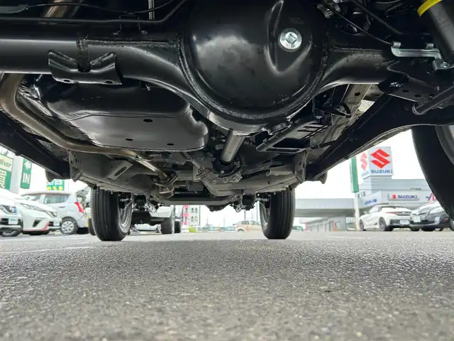 スズキ ジムニー XC 宮城県 2025(令7)年 0.2万km シフォンアイボリーM オプションフロントグリル純正フロントグリル車載/セーフティサポート/・デュアルセンサーブレーキサポート/・車線逸脱警報機能/・ふらつき警報機能/・先行車発進お知らせ機能/・標識認識機能/・ハイビームアシスト/リアパーキングセンサー/社外HDDナビ（CN-H510WD）/・CD/DVD/・Bluetooth/バックカメラ/ビルトインETC/ドライブレコーダー/シートヒーター/革巻きステアリング/クルーズコントロール/LEDヘッドライト/フォグランプ/オートライト/スマートキー＆プッシュスタート/電動格納ミラー/純正16インチAW/純正フロアマット/純正ドアバイザー/W/サイド/カーテンエアバッグ