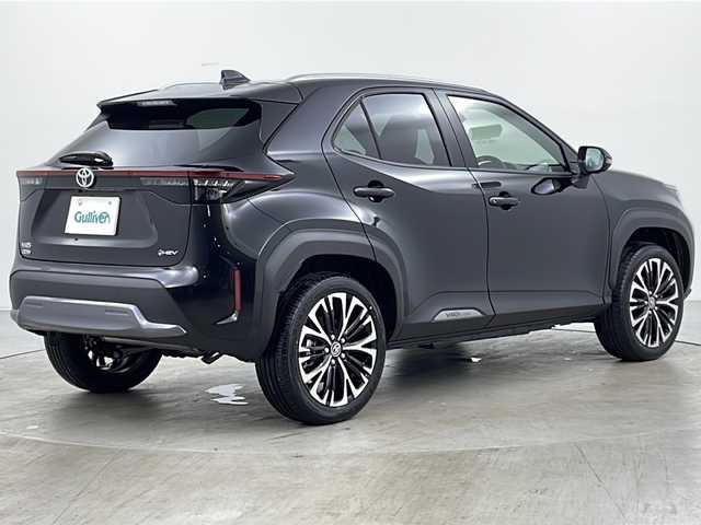トヨタ ヤリスクロス ハイブリッド Z アドベンチャー 道央・札幌 2025(令7)年 0.1千km ブラックマイカ ・4WD　/・登録済未使用車/・寒冷地仕様/・純正ディスプレイオーディオ&BT&USB&HDMI&Miracast/・パノラミックビューモニター/・トヨタセーフティセンス/・レーダークルーズコントロール/・ブラインドスポットモニター/・ビルトインETC2.0/・D席パワーシート/・前席シートヒーター/・ステアリングヒーター/・ステアリングスイッチ/・ドアミラーヒーター/・電動格納ミラー/・LEDヘッドライト/・オートライト/・オートマチックハイビーム/・スマートキー/・スペアキー/・保証書/・取扱説明書