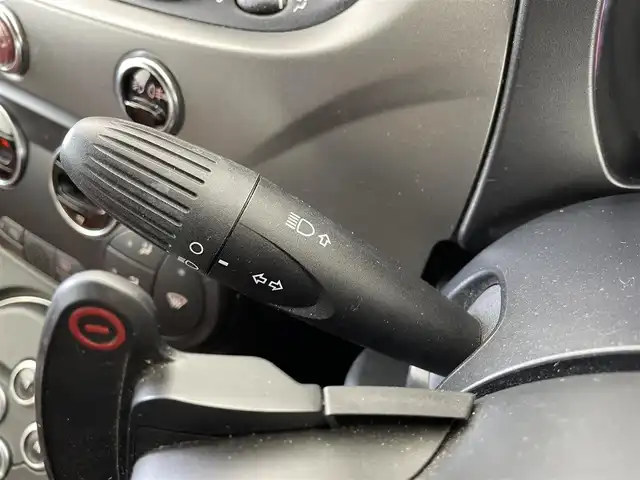 アバルト ５９５Ｃ ツーリズモ 大分県 2020(令2)年 6.9万km パール 1オーナー/電動オープン/純正オーディオ/(BT対応、USB、AM/FM)/キーレス/茶革シート/ETC/パドルシフト/純正フロアマット/HIDヘッドライト/純正17インチアルミホイール/Rコーナーセンサー/保証書、取説