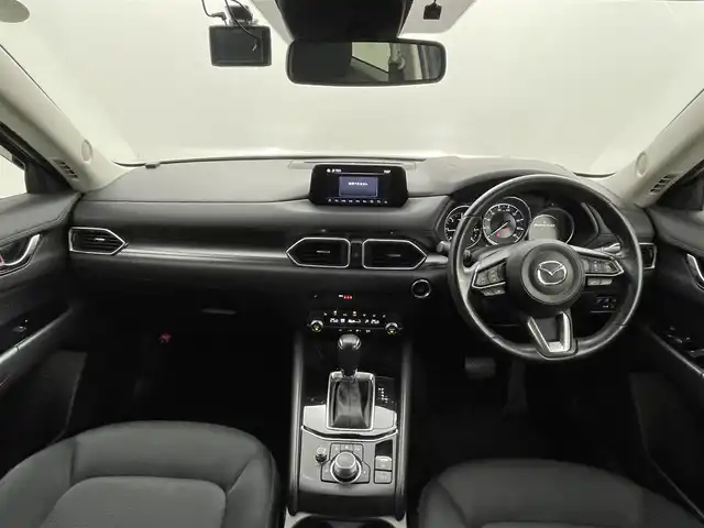 マツダ ＣＸ－５ XD プロアクティブ 岡山県 2018(平30)年 4.2万km ソウルレッドクリスタルM アルパインフリップダウンモニター/パワーバックドア/ドライビングポジションサポートパッケージ/　・運転席10wayパワーシート＆シートメモリー/　・運転席、助手席シートヒーター/　・ステアリングヒーター/360°ビュー・モニター/純正SDナビ/【Bluetooth/フルセグTV/CD/DVD/USB】/レーダークルーズコントロール/オートハイビーム/LEDヘッドライト/ETC/ブラインドスポットモニター/衝突軽減ブレーキシステム/ドライブレコーダー（前後）/純正フロアマット/オートブレーキホールド/スマートキー×2/新車保証書/取扱説明書