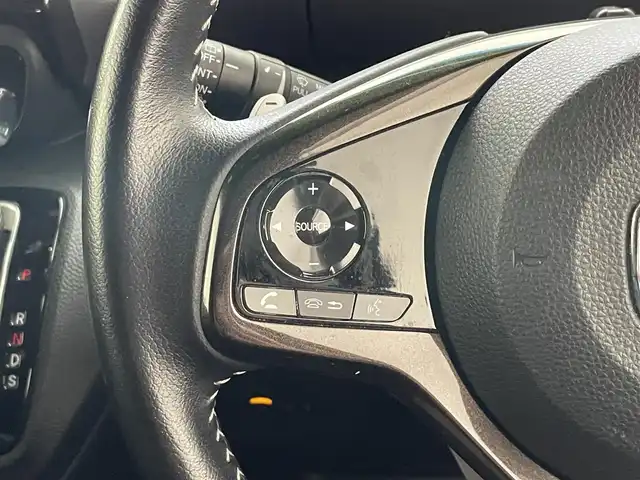 ホンダ Ｎ ＢＯＸ カスタム G EX ターボ ホンダセンシング 愛知県 2019(令1)年 6.4万km プラチナホワイトパール 純正８型ナビ　バックカメラ　禁煙車　ホンダセンシング　ハーフレザー　純正ドラレコ　スーパースライドシート　衝突軽減　追従クルコン　ハンドル支援　ＥＴＣ　誤発進抑制　ＬＥＤオートライト　ナノイーエアコン