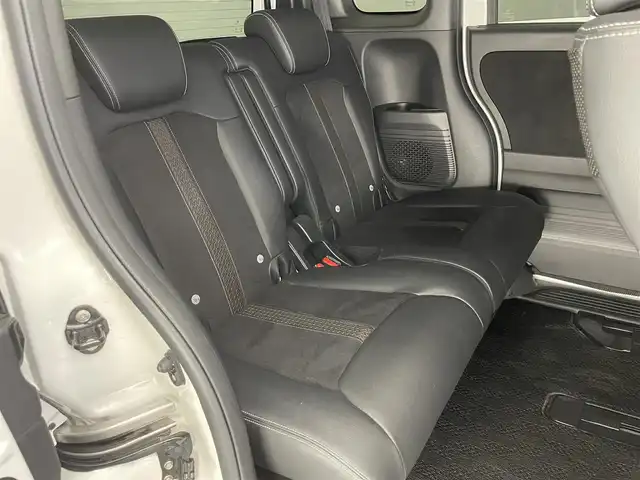 ホンダ Ｎ ＢＯＸ カスタム G EX ターボ ホンダセンシング 愛知県 2019(令1)年 6.4万km プラチナホワイトパール 純正８型ナビ　バックカメラ　禁煙車　ホンダセンシング　ハーフレザー　純正ドラレコ　スーパースライドシート　衝突軽減　追従クルコン　ハンドル支援　ＥＴＣ　誤発進抑制　ＬＥＤオートライト　ナノイーエアコン