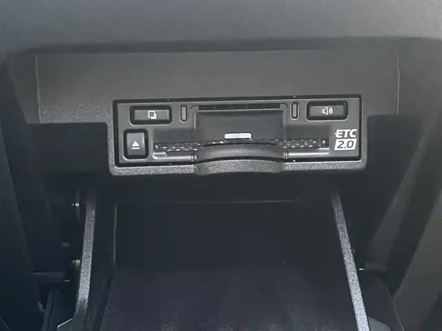 レクサス ＲＸ 450h+ バージョンL 東京都 2023(令5)年 2.6万km グラファイトブラックガラスフレーク 純正12.3インチナビ/フルセグTV/Bluetooth接続/パノラミックビューモニター/パノラマムーンルーフ/レクサスセーフティシステム/プリクラッシュセーフティ/レーンキープアシスト/ブラインドスポットモニター/オートマチックハイビーム/レーダークルーズコントロール/ステアリングスイッチ/電動パワーシート/電動パーキングブレーキ/ブレーキホールド/プッシュスタート/スマートキー/フルオートエアコン/カーテンエアバック/サイドエアバック