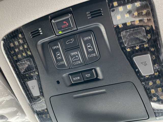 トヨタ アルファード S Cパッケージ 大阪府 2021(令3)年 1.2万km ホワイトパールクリスタルシャイン ワンオーナー/ALPINESTYLEフルエアロ（フロント・サイド・リア）/ALPINESTYLEアルミホイール/ALPINEナビ（フルセグTV/Bluetooth/DVD/バックカメラ）/ALPINEフリップダウンモニター/デジタルインナーミラー/ツインムーンルーフ/パワーシート（運転席・助手席）/シートヒーター/エアーシート（運転席・助手席）/ステアリングヒーター/ETC/オットマン/両側パワースライドドア/プッシュスタート/コーナーセンサー/横滑り防止装置/衝突被害軽減ブレーキ/本革巻きステアリング