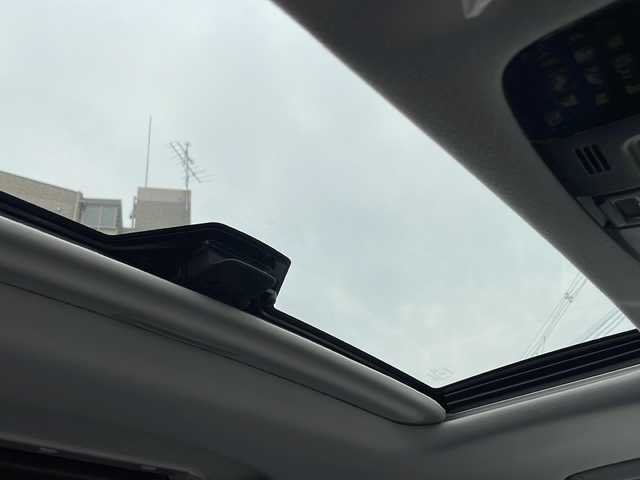 トヨタ アルファード S Cパッケージ 大阪府 2021(令3)年 1.2万km ホワイトパールクリスタルシャイン ワンオーナー/ALPINESTYLEフルエアロ（フロント・サイド・リア）/ALPINESTYLEアルミホイール/ALPINEナビ（フルセグTV/Bluetooth/DVD/バックカメラ）/ALPINEフリップダウンモニター/デジタルインナーミラー/ツインムーンルーフ/パワーシート（運転席・助手席）/シートヒーター/エアーシート（運転席・助手席）/ステアリングヒーター/ETC/オットマン/両側パワースライドドア/プッシュスタート/コーナーセンサー/横滑り防止装置/衝突被害軽減ブレーキ/本革巻きステアリング