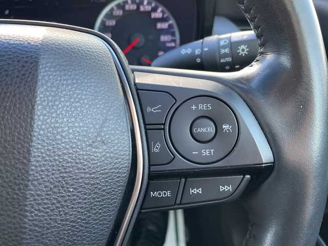 トヨタ クラウン ハイブリッド S エレガンススタイルⅡ 神奈川県 2020(令2)年 6万km ホワイトパールクリスタルシャイン 純正ナビ/フルセグ/Bluetooth/CD/USB/クルーズコントロール　/バックカメラ　/ブラインドスポットモニター/ロードサインアシスト/パーキングサポート　/後退時交差車両検知警報システム/ビルドインＥＴＣ２．０　/ドライブレコーダー　/パワーシート　/シートヒーター　/レーンキープアシスト　/ＬＥＤヘッドライト/オートマチックハイビーム/スマートキー/プッシュスタート/ABS/横滑り防止装置/盗難防止装置/衝突被害軽減システム