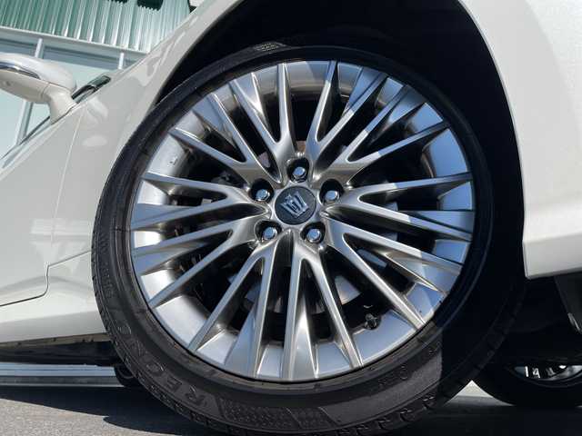 トヨタ クラウン ハイブリッド S エレガンススタイルⅡ 神奈川県 2020(令2)年 6万km ホワイトパールクリスタルシャイン 純正ナビ/フルセグ/Bluetooth/CD/USB/クルーズコントロール　/バックカメラ　/ブラインドスポットモニター/ロードサインアシスト/パーキングサポート　/後退時交差車両検知警報システム/ビルドインＥＴＣ２．０　/ドライブレコーダー　/パワーシート　/シートヒーター　/レーンキープアシスト　/ＬＥＤヘッドライト/オートマチックハイビーム/スマートキー/プッシュスタート/ABS/横滑り防止装置/盗難防止装置/衝突被害軽減システム