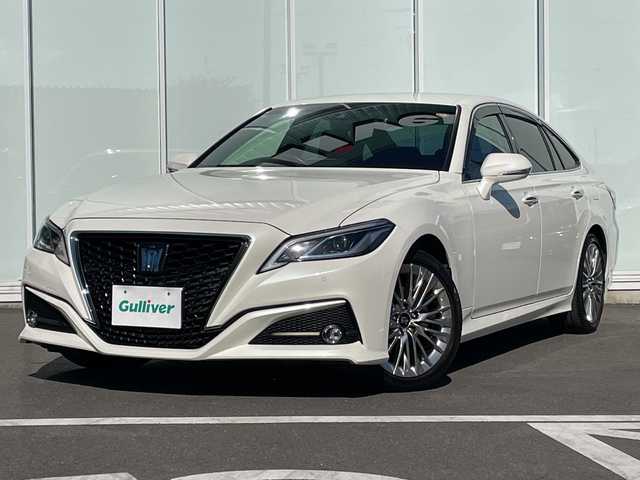 トヨタ クラウン ハイブリッド S エレガンススタイルⅡ 神奈川県 2020(令2)年 6万km ホワイトパールクリスタルシャイン 純正ナビ/フルセグ/Bluetooth/CD/USB/クルーズコントロール　/バックカメラ　/ブラインドスポットモニター/ロードサインアシスト/パーキングサポート　/後退時交差車両検知警報システム/ビルドインＥＴＣ２．０　/ドライブレコーダー　/パワーシート　/シートヒーター　/レーンキープアシスト　/ＬＥＤヘッドライト/オートマチックハイビーム/スマートキー/プッシュスタート/ABS/横滑り防止装置/盗難防止装置/衝突被害軽減システム