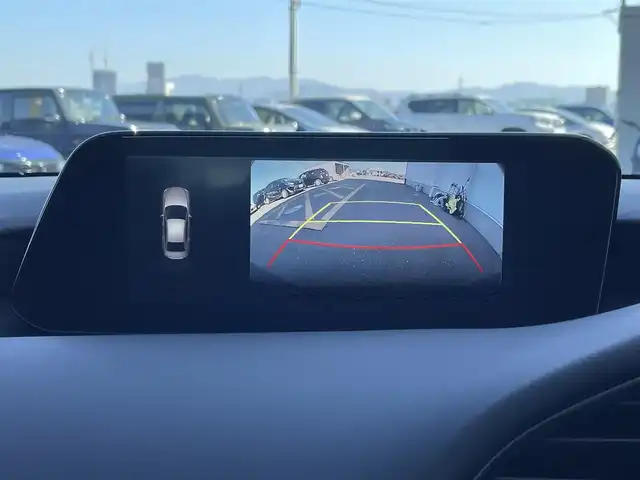 マツダ マツダ３セダン XD プロアクティブ ツーリングS 佐賀県 2022(令4)年 4万km ジェットブラックマイカ 純正10.25インチSDナビゲーション/・AM/FM/USB/HDMI/Bluetooth/バックカメラ/ビルトインETC/ヘッドアップディスプレイ/電子パーキングブレーキ/・AUTO HOLD機能/ISOFIX対応/パドルシフト/革巻きステアリング/ステアリングリモコン/社外18インチアルミホイール/純正LEDヘッドライト/・オートマチックハイビーム/純正フロアマット/純正ドアバイザ―/新車保証書/取扱説明書/スペアキー１本/i-ACTIVSENSE/・クルーズコントロール/・車線逸脱警報機能/・ブラインドスポットモニタリング/・スマートブレーキサポート/・パーキングセンサー/・ドライバーアテンションアラート