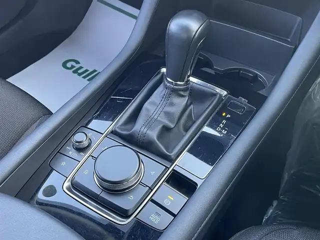 マツダ マツダ３セダン XD プロアクティブ ツーリングS 佐賀県 2022(令4)年 4万km ジェットブラックマイカ 純正10.25インチSDナビゲーション/・AM/FM/USB/HDMI/Bluetooth/バックカメラ/ビルトインETC/ヘッドアップディスプレイ/電子パーキングブレーキ/・AUTO HOLD機能/ISOFIX対応/パドルシフト/革巻きステアリング/ステアリングリモコン/社外18インチアルミホイール/純正LEDヘッドライト/・オートマチックハイビーム/純正フロアマット/純正ドアバイザ―/新車保証書/取扱説明書/スペアキー１本/i-ACTIVSENSE/・クルーズコントロール/・車線逸脱警報機能/・ブラインドスポットモニタリング/・スマートブレーキサポート/・パーキングセンサー/・ドライバーアテンションアラート