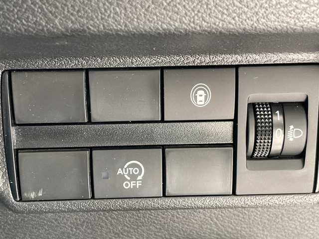 日産 デイズ ハイウェイスターX 愛知県 2020(令2)年 3.6万km プレミアムサンシャインオレンジメタリック/シルキーホワイト エマージェンシーブレーキ/純正ナビ/バックカメラ/コーナーセンサー/純正アルミホイール/LEDヘッドライト/オートマチックハイビーム/ドライブレコーダー/衝突軽減システム/フルセグ/CD DVD/Bluetooth/ステアリングスイッチ/スマートキー/プッシュスタート