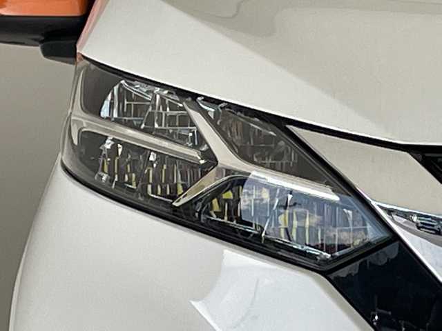 日産 デイズ ハイウェイスターX 愛知県 2020(令2)年 3.6万km プレミアムサンシャインオレンジメタリック/シルキーホワイト エマージェンシーブレーキ/純正ナビ/バックカメラ/コーナーセンサー/純正アルミホイール/LEDヘッドライト/オートマチックハイビーム/ドライブレコーダー/衝突軽減システム/フルセグ/CD DVD/Bluetooth/ステアリングスイッチ/スマートキー/プッシュスタート