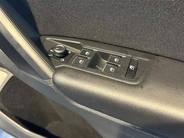 フォルクスワーゲン ティグアン TDI 4モーション ハイライン 茨城県 2018(平30)年 4.2万km ピュアホワイト ワンオーナー/純正ナビ/フルセグTV/360°カメラ/ETC2.0/前後ドラレコ/ACC/LKA/ダイナミックコーナーリングライト/プリクラッシュブレーキ/エアジェスチャー/オートホールド/パドルシフト/純正AW付サマータイヤ積込