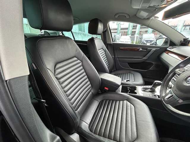 フォルクスワーゲン パサート TSI ハイライン BM 宮城県 2014(平26)年 11.5万km ディープブラックパールエフェクト フルセグテレビ/純正メモリナビ/パワーシート　D席N席/夏純正アルミ17インチ/冬純正アルミ16インチ/純正フロアマット/ヒートシーター/パーキングアシスト/コーナーセンサー/アイドリングストップ/レザーシート