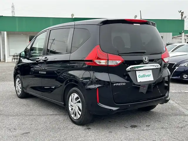 ホンダ フリード G ホンダセンシング 千葉県 2020(令2)年 5万km クリスタルブラックパール ホンダセンシング/・衝突軽減ブレーキ/・レーンキープアシスト/・アダプティブクルーズコントロール/純正9インチSDナビ【VXM-207VFNi】/・CD/DVD/MSV/Bluetooth/フルセグTV/バックカメラ/純正フリップダウンモニター【VM-155N】/両後パワースライドドア/前席シートヒーター/スマートキー/ビルトインETC/コーナーセンサー/純正LEDヘッドライト/木目調パネル