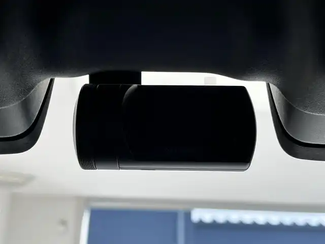 スズキ スペーシア G 滋賀県 2017(平29)年 4.8万km クリスタルホワイトP 社外ナビ/CD/DVD/USB/Bluetooth/ワンセグテレビ/デュアルカメラブレーキサポート/運転席シートヒーター /両側スライドドア/プッシュスタート /スマートキー