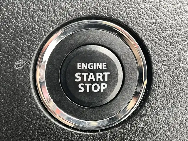 スズキ スペーシア G 滋賀県 2017(平29)年 4.8万km クリスタルホワイトP 社外ナビ/CD/DVD/USB/Bluetooth/ワンセグテレビ/デュアルカメラブレーキサポート/運転席シートヒーター /両側スライドドア/プッシュスタート /スマートキー