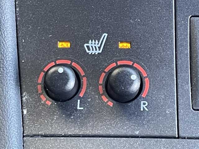 レクサス ＣＴ 200h Fスポーツ 東京都 2014(平26)年 4.6万km ホワイトノーヴァガラスフレーク サンルーフ　/純正ナビ　/黒革シート　/前席パワーシート　/前席シートヒーター　/シートメモリー　/ビルトインＥＴＣ　/フルセグＴＶ　/Ｂｌｕｅｔｏｏｔｈ　/コーナーセンサー　/パドルシフト　/クルーズコントロール　/禁煙