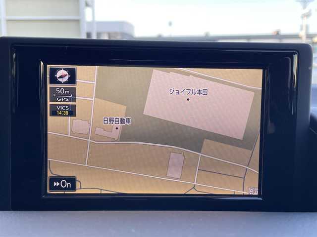 レクサス ＣＴ 200h Fスポーツ 東京都 2014(平26)年 4.6万km ホワイトノーヴァガラスフレーク サンルーフ　/純正ナビ　/黒革シート　/前席パワーシート　/前席シートヒーター　/シートメモリー　/ビルトインＥＴＣ　/フルセグＴＶ　/Ｂｌｕｅｔｏｏｔｈ　/コーナーセンサー　/パドルシフト　/クルーズコントロール　/禁煙