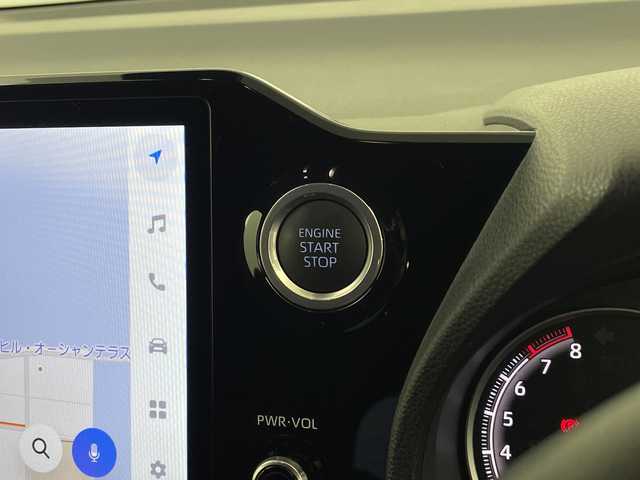 トヨタ ヴォクシー S－Z 鹿児島県 2022(令4)年 2万km アティチュードブラックマイカ 純正10.5型ディスプレイオーディオ＋/・コネクティッドナビ/・フルセグTV/BT/CD/DVD/HDMI/14型有機EL後席ディスプレイ/バックカメラ/ETC2.0/トヨタセーフティセンス/クリアランスソナー/両側パワースライドドア/純正17インチAW/LEDヘッドライト/オートライト/純正フロアマット/スペアキー×１/取扱説明書/保証書