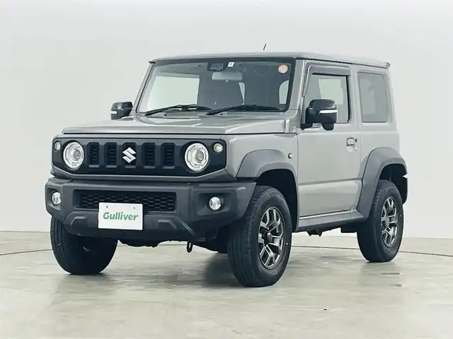 スズキ ジムニー シエラ JC 福島県 2020(令2)年 4.7万km ミディアムグレー スズキセーフティサポート/・デュアルカメラブレーキ/・レーンキープ/・クルーズコントロール/・誤発進抑制機能/・車線逸脱警報、抑制機能/・標識認識機能/・ふらつき警報機能/・先行車発進お知らせ機能/・ビルホールドコントロール/純正SDナビ（CN-RE06W）/・フルセグTV/・バックカメラ/・ETC/・BT/・CD/DVD/・USB/・iPod/・AM/FM/・ステアリングスイッチ/前席シートヒーター/前方ドライブレコーダー /LEDヘッドライト/フォグランプ/純正ホイール/純正フロアマット（ゴムマット）/ドアバイザー/プッシュスタート/スマートキー