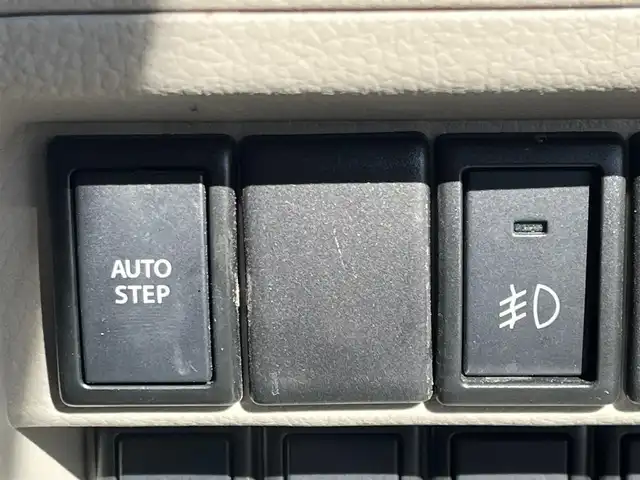 スズキ エブリィ ワゴン PZターボ スペシャル 奈良県 2019(平31)年 6.4万km パールホワイト ｃａｒｒｏｚｚｅｒｉａ７インチナビ（AVIC-RZ99）/（フルセグ／ＢＴ／ＣＤ／ＤＶＤ）/バックカメラ/衝突軽減システム/両側パワースライドドア/オートステップ/レザー調シートカバー/オートライト/電動格納ミラー/ステアリングスイッチ/前後ドライブレコーダー（DRV-630）/ＥＴＣ/G-SPEED14インチAW/保証書/取り扱い説明書/スペアキーX1