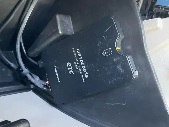 スズキ エブリィ ワゴン PZターボ スペシャル 奈良県 2019(平31)年 6.4万km パールホワイト ｃａｒｒｏｚｚｅｒｉａ７インチナビ（AVIC-RZ99）/（フルセグ／ＢＴ／ＣＤ／ＤＶＤ）/バックカメラ/衝突軽減システム/両側パワースライドドア/オートステップ/レザー調シートカバー/オートライト/電動格納ミラー/ステアリングスイッチ/前後ドライブレコーダー（DRV-630）/ＥＴＣ/G-SPEED14インチAW/保証書/取り扱い説明書/スペアキーX1