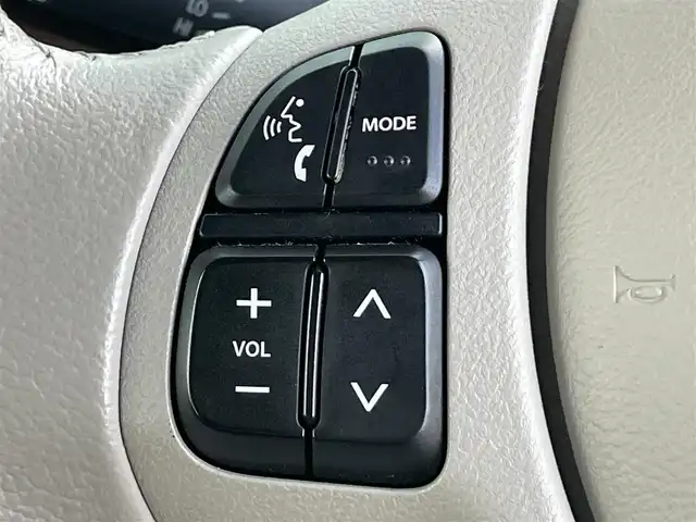 スズキ ラパン S セレクション 香川県 2018(平30)年 6.8万km ノクターンブルーパール/ホワイト2トーン 登録時走行距離：67410km/ディーラーOPカロッツェリア8型ナビ/　CD DVD BT フルセグTV/全方位カメラ/シートヒーター/衝突被害軽減装置/HIDヘッドライト/オートライト/横滑り防止装置/アイドリングストップ/ビルトインETC/ドライブレコーダー/革巻きステアリング/ステアリングスイッチ/プッシュスタート/スマートキー/スペアキー