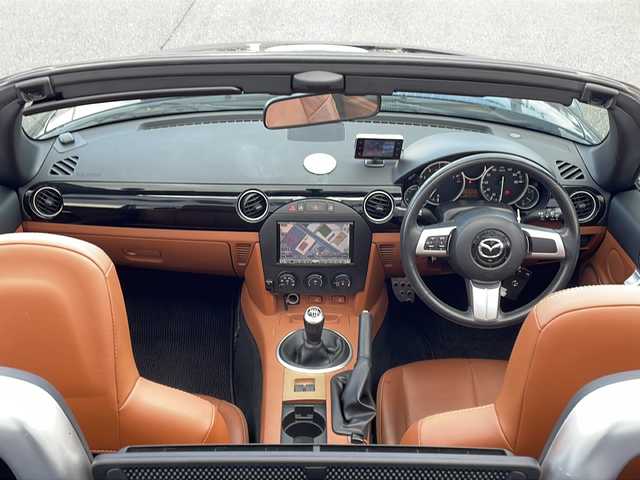 マツダ ロードスター RS RHT 山口県 2007(平19)年 7.3万km ストーミーブルーマイカ 純正HDDナビ/・CD/DVD/AM/FM/iPod/フルセグテレビ/バックカメラ/ETC/スマートキー/スペアキー有/キセノンヘッドライト/フォグランプ/17インチ純正アルミホイール/純正フロアマット/レザーシート/前席シートヒーター/横滑り防止装置/盗難防止装置/取扱説明書