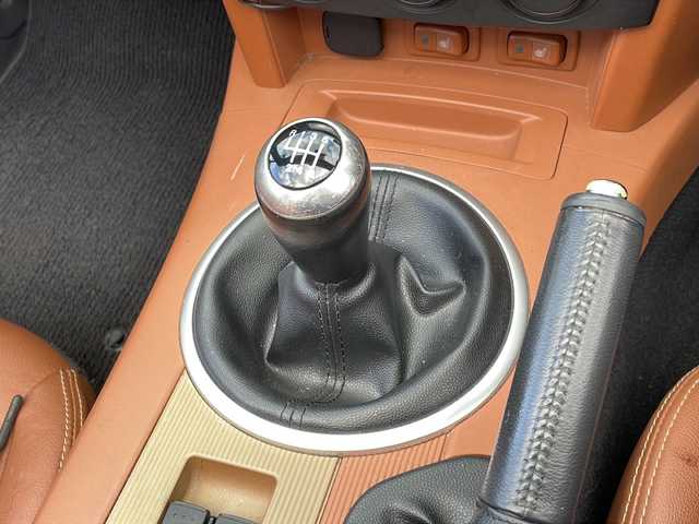 マツダ ロードスター RS RHT 山口県 2007(平19)年 7.3万km ストーミーブルーマイカ 純正HDDナビ/・CD/DVD/AM/FM/iPod/フルセグテレビ/バックカメラ/ETC/スマートキー/スペアキー有/キセノンヘッドライト/フォグランプ/17インチ純正アルミホイール/純正フロアマット/レザーシート/前席シートヒーター/横滑り防止装置/盗難防止装置/取扱説明書