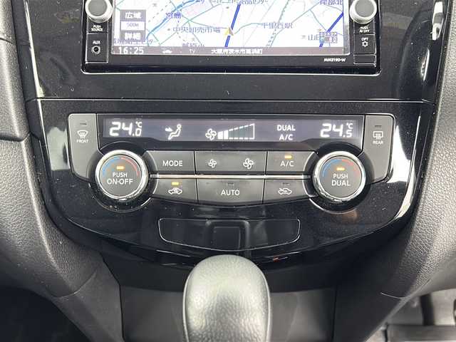 日産 エクストレイル 20Xi 大阪府 2020(令2)年 5万km ブリリアントホワイトパール 純正ナビ/【ラジオ・TV・BT・SD・CD・DVD・AUX】/プロパイロット/ルーフレール/レーダークルコン/ETC/全方位カメラ/前後コーナーセンサー/電動リア/デジタルインナーミラー/4WD/ダウンヒルアシストコントロール/ブレーキホールド/オートライト/Fフォグ/LEDライト/ヘッドライトレベライザー
