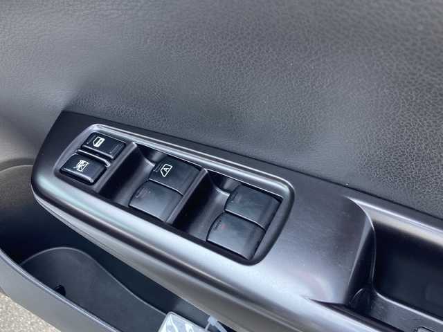 スバル インプレッサ ＷＲＸ STI A－Line 富山県 2010(平22)年 4.7万km スパークシルバーメタリック 社外ナビ/フルセグTV/Bluetooth接続可/DVD再生可/バックカメラ/STIスポーツシート/前2席シートヒーター/D席パワーシート/クルーズコントロール/パドルシフト/キセノンヘッドライト/スマートキー/プッシュスタート