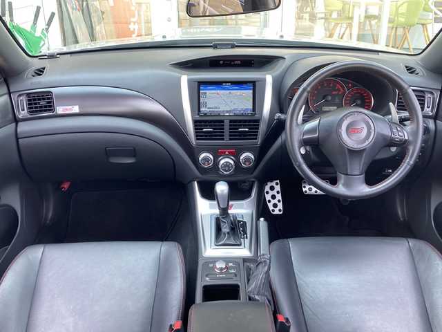 スバル インプレッサ ＷＲＸ STI A－Line 富山県 2010(平22)年 4.7万km スパークシルバーメタリック 社外ナビ/フルセグTV/Bluetooth接続可/DVD再生可/バックカメラ/STIスポーツシート/前2席シートヒーター/D席パワーシート/クルーズコントロール/パドルシフト/キセノンヘッドライト/スマートキー/プッシュスタート
