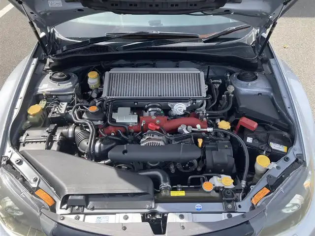 スバル インプレッサ ＷＲＸ STI A－Line 栃木県 2010(平22)年 4.7万km スパークシルバーメタリック 社外ナビ/フルセグTV/Bluetooth接続可/DVD再生可/バックカメラ/STIスポーツシート/前2席シートヒーター/D席パワーシート/クルーズコントロール/パドルシフト/キセノンヘッドライト/スマートキー/プッシュスタート