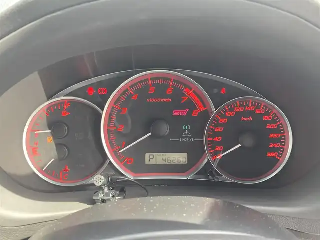 スバル インプレッサ ＷＲＸ STI A－Line 栃木県 2010(平22)年 4.7万km スパークシルバーメタリック 社外ナビ/フルセグTV/Bluetooth接続可/DVD再生可/バックカメラ/STIスポーツシート/前2席シートヒーター/D席パワーシート/クルーズコントロール/パドルシフト/キセノンヘッドライト/スマートキー/プッシュスタート