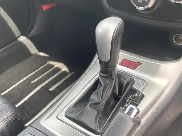 スバル インプレッサ ＷＲＸ STI A－Line 栃木県 2010(平22)年 4.7万km スパークシルバーメタリック 社外ナビ/フルセグTV/Bluetooth接続可/DVD再生可/バックカメラ/STIスポーツシート/前2席シートヒーター/D席パワーシート/クルーズコントロール/パドルシフト/キセノンヘッドライト/スマートキー/プッシュスタート