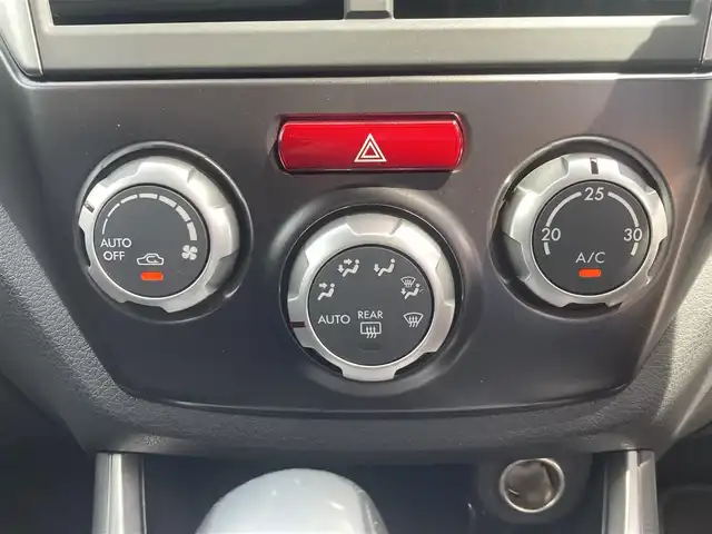 スバル インプレッサ ＷＲＸ STI A－Line 栃木県 2010(平22)年 4.7万km スパークシルバーメタリック 社外ナビ/フルセグTV/Bluetooth接続可/DVD再生可/バックカメラ/STIスポーツシート/前2席シートヒーター/D席パワーシート/クルーズコントロール/パドルシフト/キセノンヘッドライト/スマートキー/プッシュスタート
