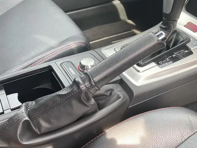 スバル インプレッサ ＷＲＸ STI A－Line 栃木県 2010(平22)年 4.7万km スパークシルバーメタリック 社外ナビ/フルセグTV/Bluetooth接続可/DVD再生可/バックカメラ/STIスポーツシート/前2席シートヒーター/D席パワーシート/クルーズコントロール/パドルシフト/キセノンヘッドライト/スマートキー/プッシュスタート