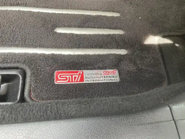 スバル インプレッサ ＷＲＸ STI A－Line 栃木県 2010(平22)年 4.7万km スパークシルバーメタリック 社外ナビ/フルセグTV/Bluetooth接続可/DVD再生可/バックカメラ/STIスポーツシート/前2席シートヒーター/D席パワーシート/クルーズコントロール/パドルシフト/キセノンヘッドライト/スマートキー/プッシュスタート