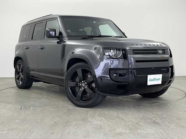 ランドローバー ランドローバー ディフェンダー 110 アーバナイト22 兵庫県 2022(令4)年 2.2万km ガンＭ 純正ナビ　/Ｂｌｕｅｔｏｏｔｈ　/全方位カメラ/ＢＳＭ　/後輪エアサス　/ＥＴＣ/前後ドラレコ/デジタルインナーミラー/ステアリングヒーター/レザーシート/パワーシート/ＬＥＤライト　/コーナーセンサー　/サンルーフ/スマートキー/４WD/MT付きAT/ターボ車両/アダクティブクルコン/3列シート/純正フロアマット/純正AW/センターデフロック/ダウンヒルアシストコントロール/横滑り/レーンアシスト