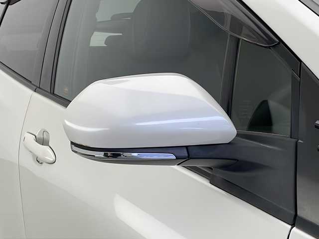 トヨタ プリウス A ツーリングセレクション 長野県 2016(平28)年 5.3万km ホワイトパールクリスタルシャイン ４WD/純正9インチナビ/地デジTV/バックカメラ/Bluetooth Audio/CD・DVD再生/ステアリングスイッチ/トヨタセーフティセンス/レーダークルーズコントロール/ブラインドスポットモニター/オートマチックハイビーム/ヘッドアップディスプレイ/LEDヘッドライト/オートライト /コーナーセンサー/スマートキー/プッシュスタート /ドライブレコーダー